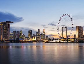 Singapore skyline tramonto
