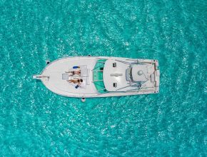 Trascorri la giornata in crociera a Cozumel su uno yacht privato