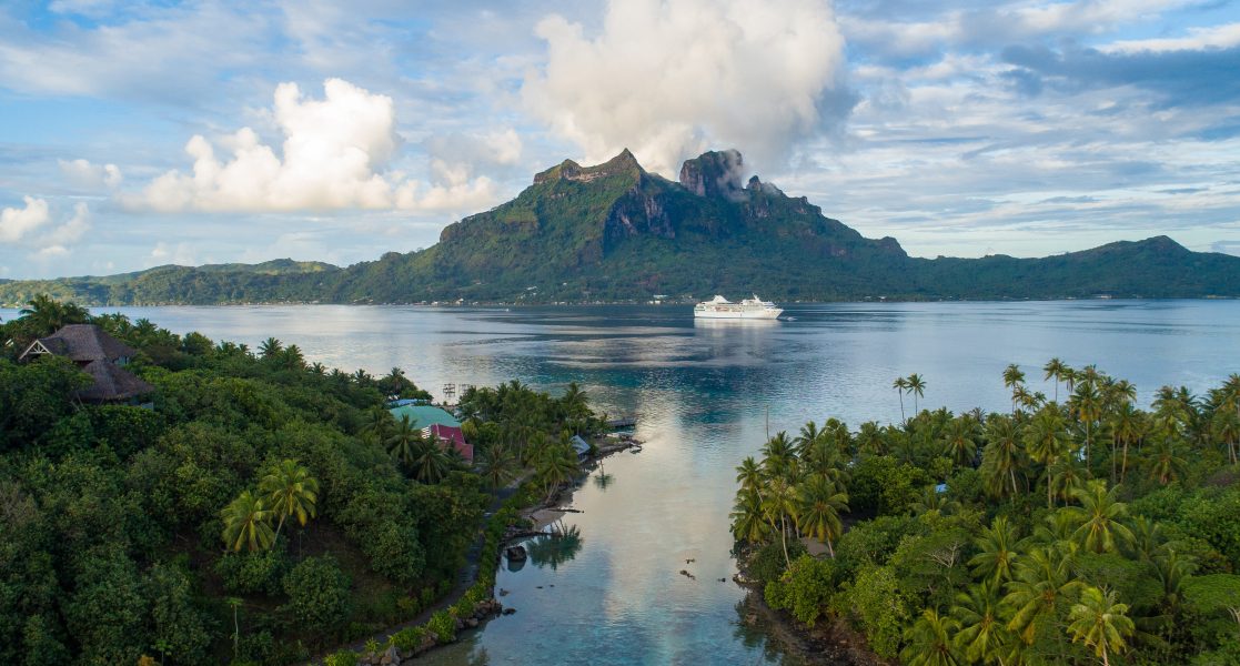 Paul Gauguin Bora Bora