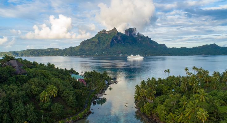 Paul Gauguin Bora Bora