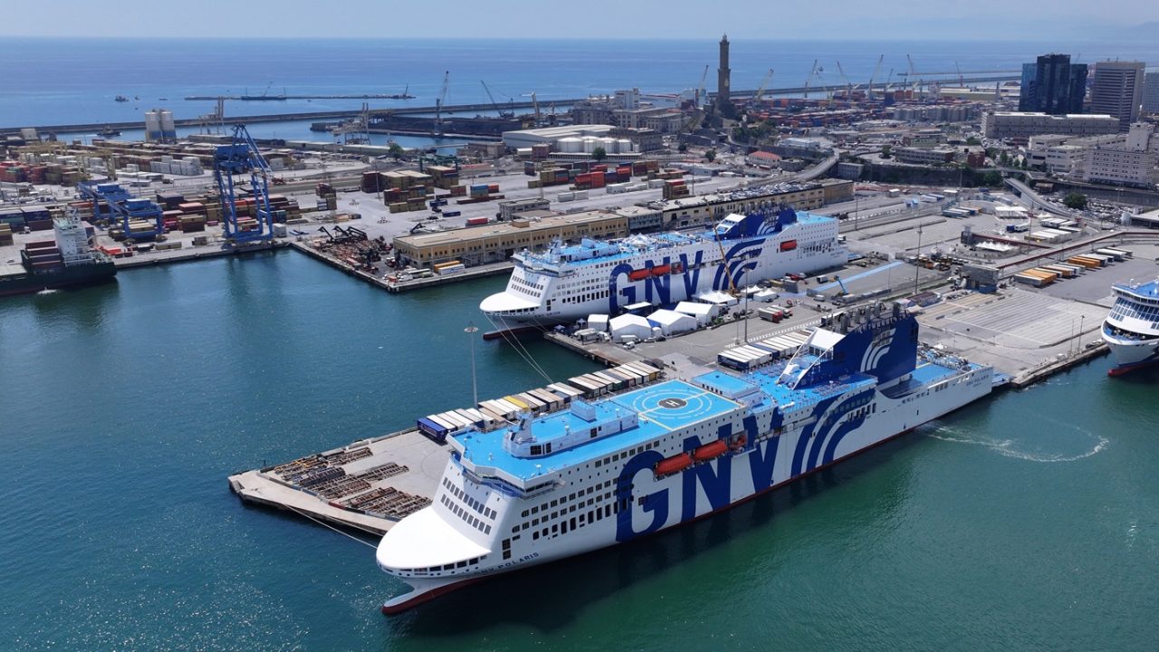 Il battesimo a Genova del traghetto Gnv Orion