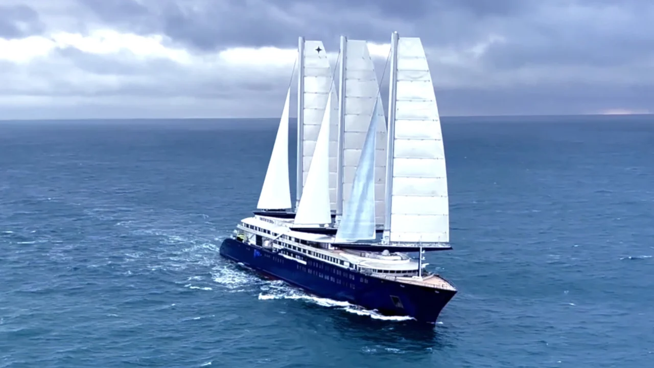 Orient Express Corinthian supera con successo le prove in mare aperto, il debutto nel Mediterraneo in Estate